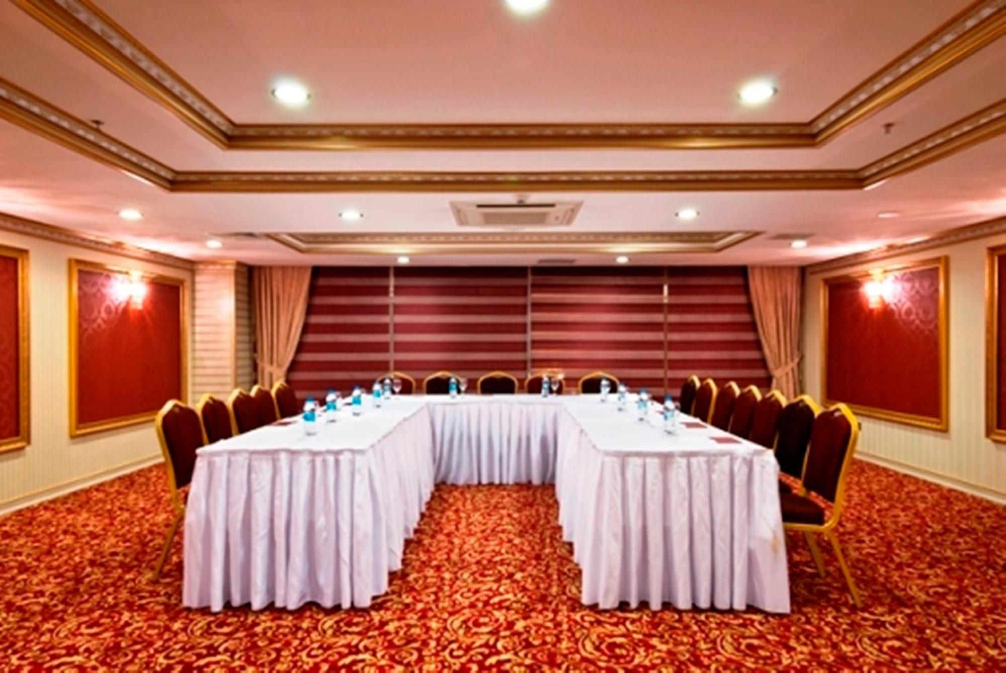 Yuecesoy Liva Hotel Spa & Convention Center Mersin エクステリア 写真